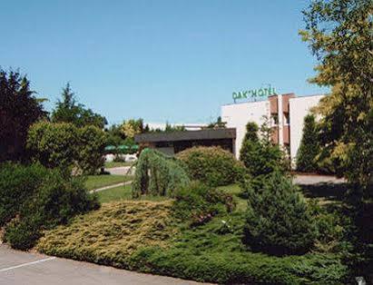 Brit Hotel Dak Hotel Avallon Esterno foto