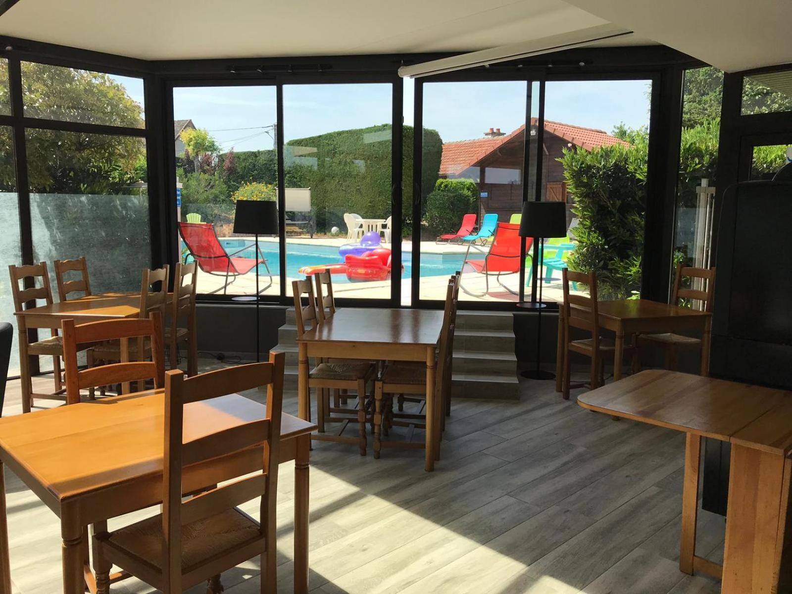 Brit Hotel Dak Hotel Avallon Esterno foto
